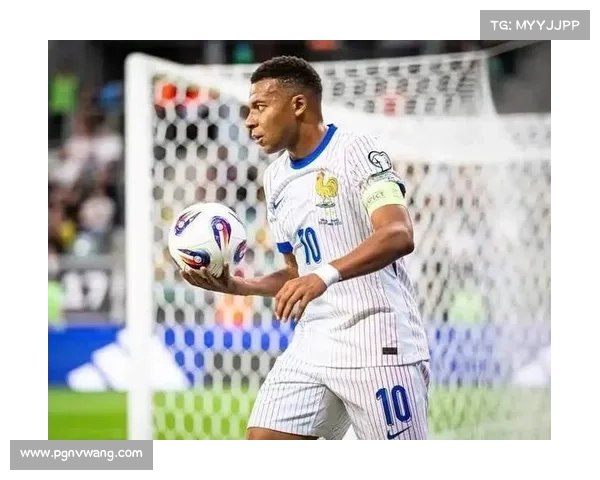 姆巴佩传射托万建功法国三球完胜阿塞拜疆迎来世欧预开门红