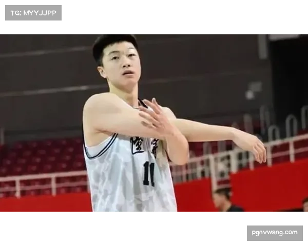 媒体人张峻豪黄秋实加盟毕尔巴鄂竞技开启西甲U22全新征程